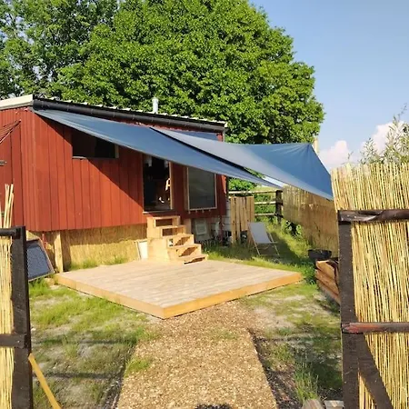 Roulotte Dans Les Ardennes Apartment *